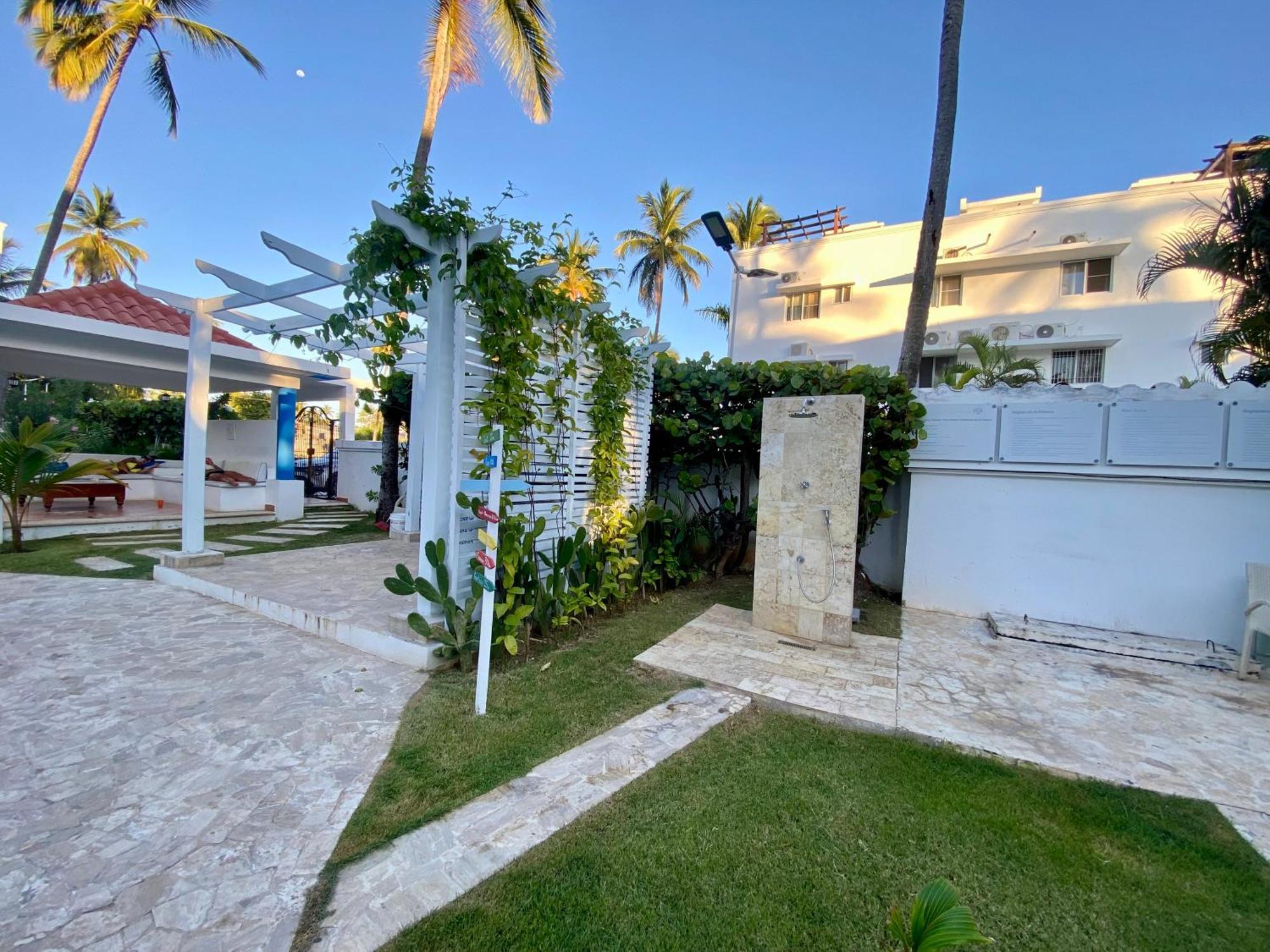 Madonna Pool Beach Los Corales Πούντα Κάνα Εξωτερικό φωτογραφία